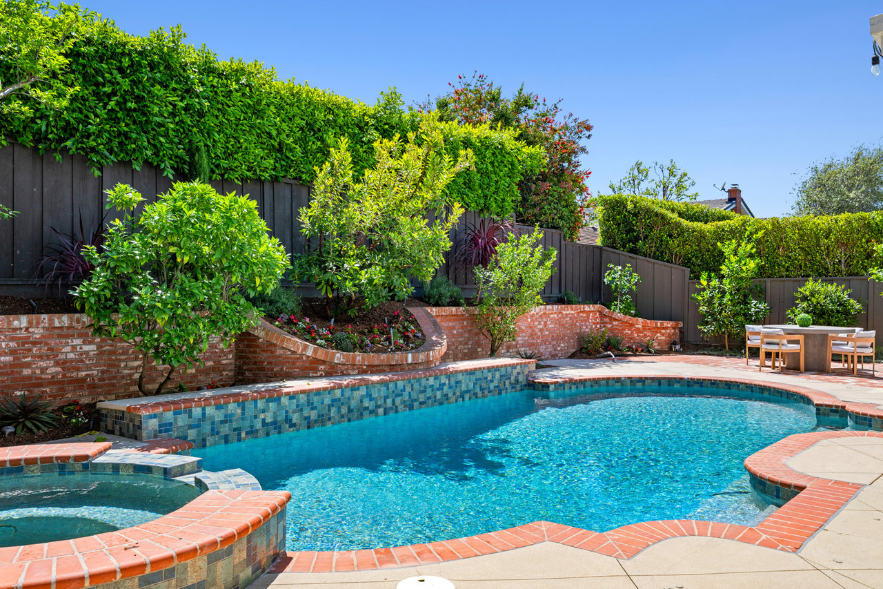 1943 Port Provence Place
