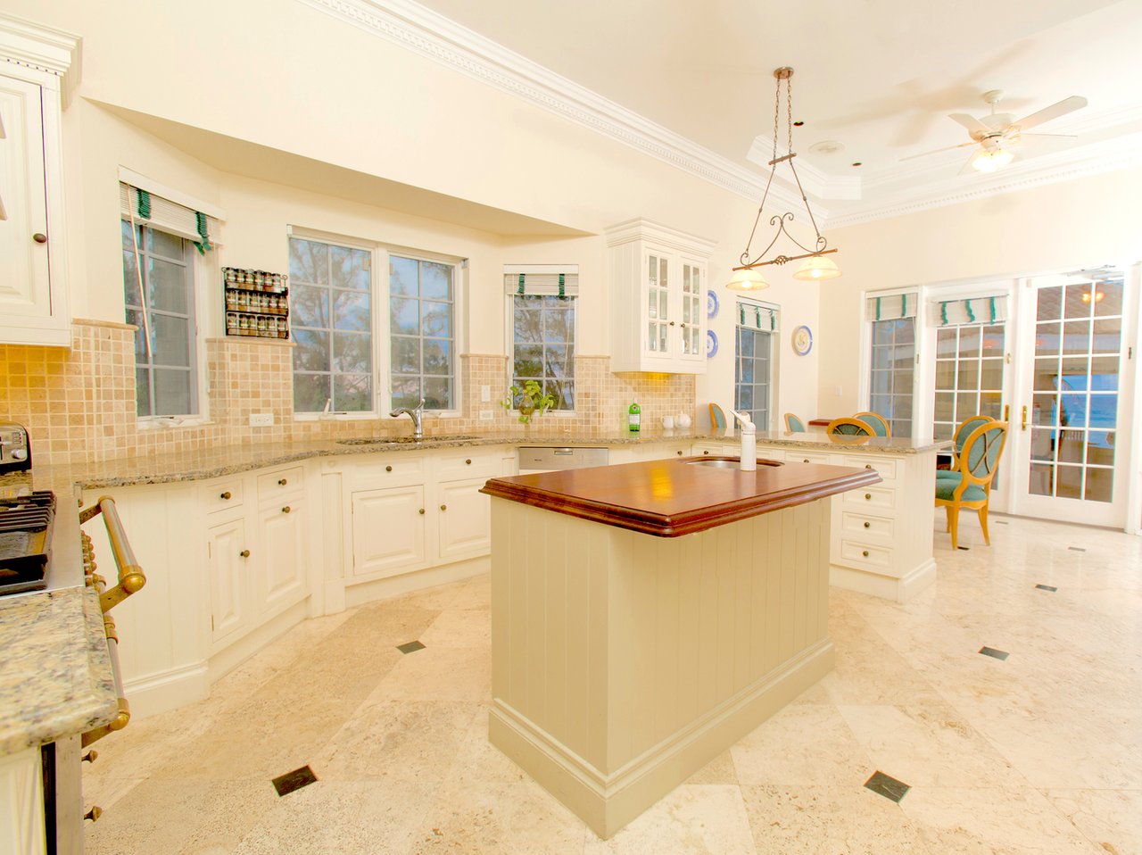 Beach Front Property With Spectacular Views of the Northern Caribbean Sea