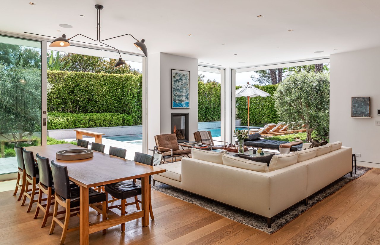 9011 Alto Cedro Dr, Beverly Hills