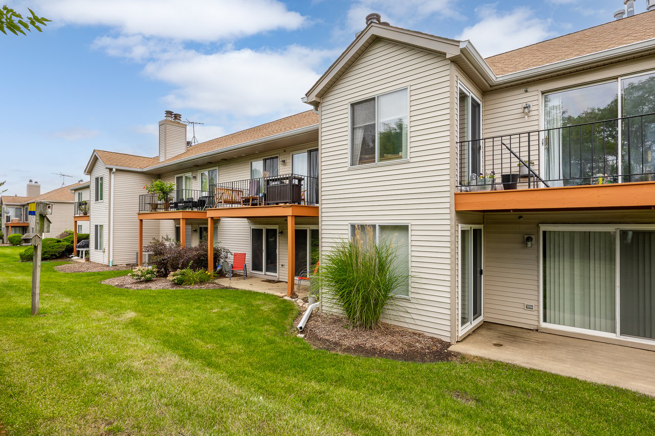 7050 Newport Dr Unit 101