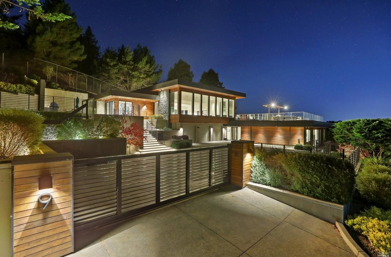9 Walsh Dr