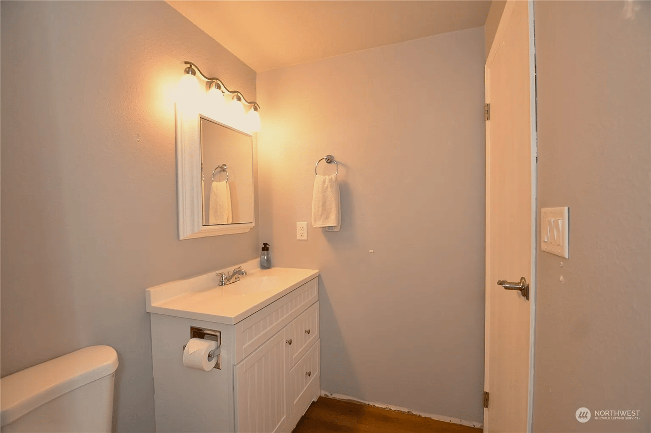 820 E Cady Road #G105