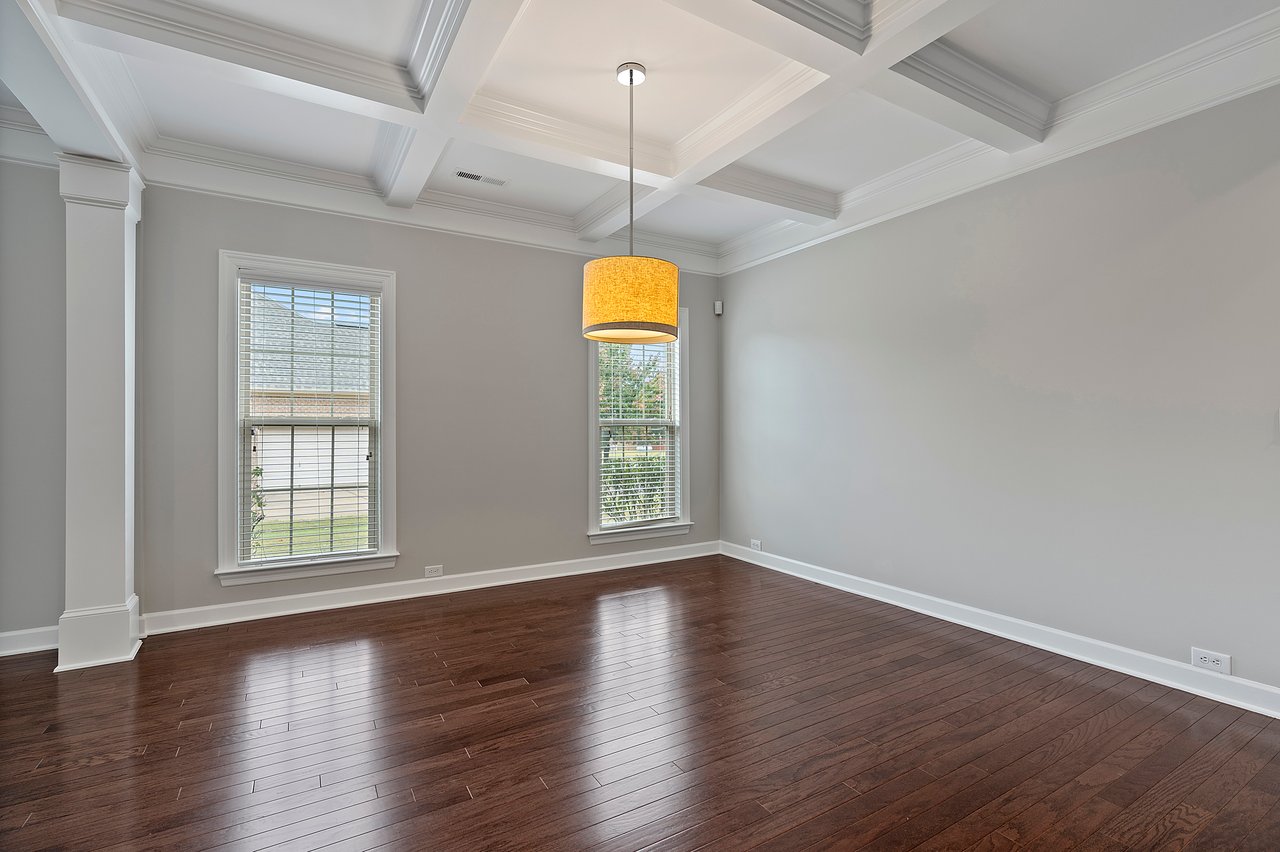 Spacious 5-Bedroom Luxury Retreat