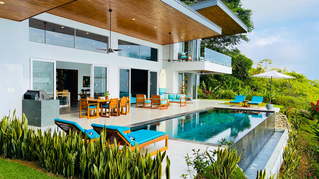 Modern House For Sale with Ocean view in Costa Verde Estates