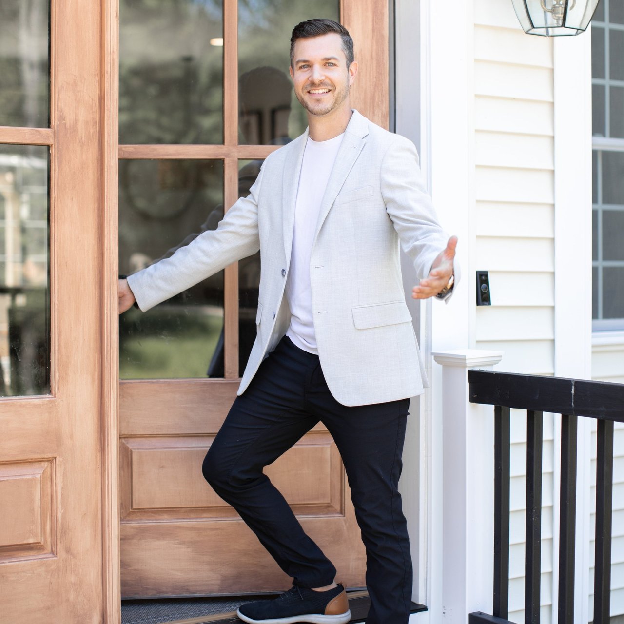 Greg Sherwin Bedford, NH Real Estate Agent Headshot