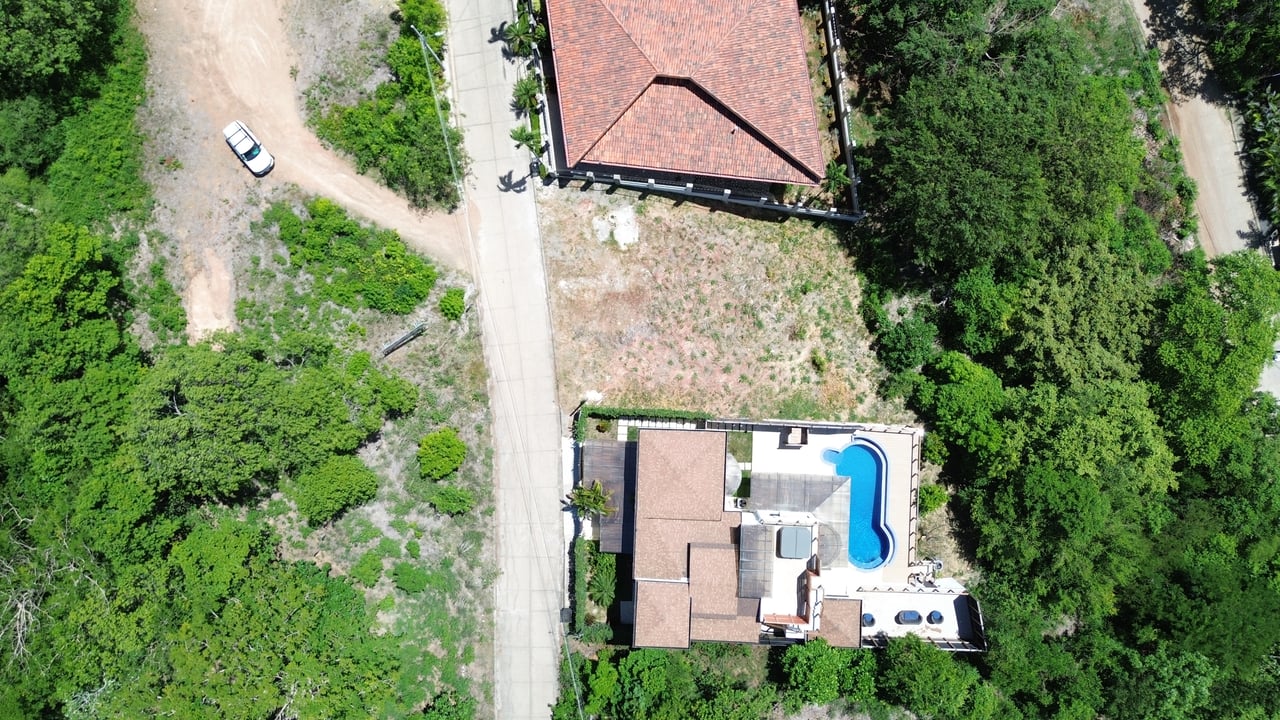 525.12 M2 Ocean View Lot with Water - Tamarindo