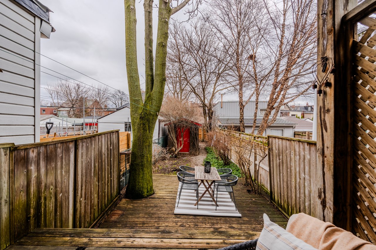 575 Lansdowne Ave
