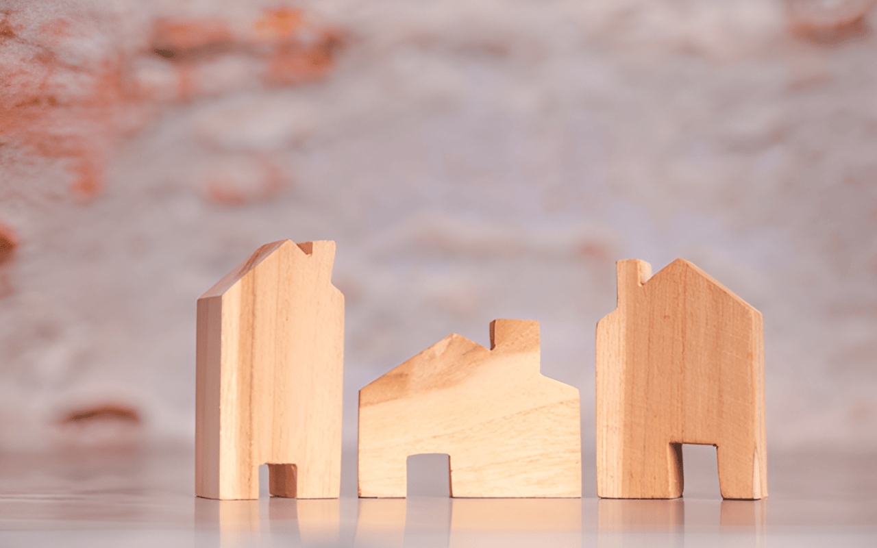 Struggling To Sell Your House? Read This.