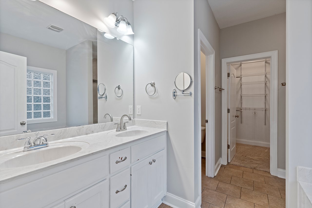 GOLDSMITH-SCHIFFMAN School District with 4 Bedrooms!!