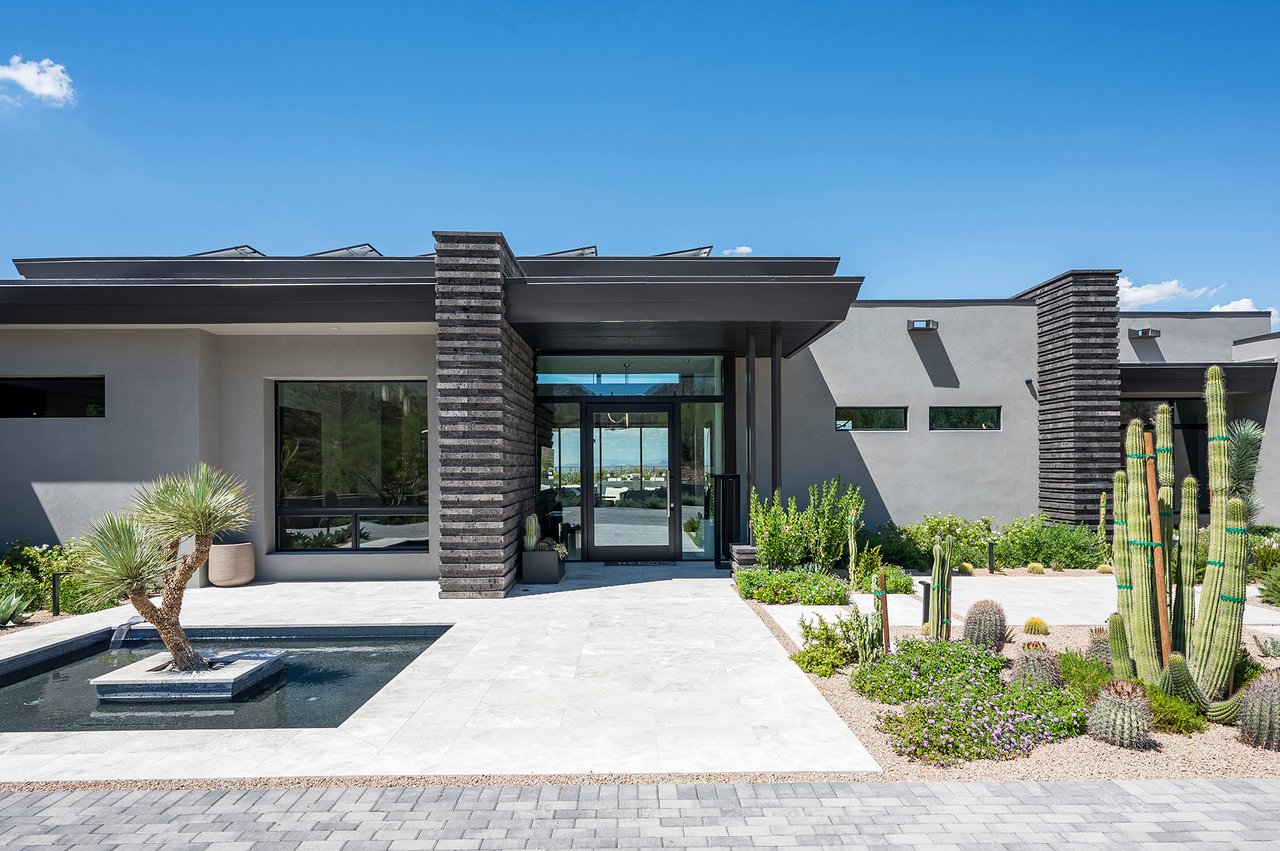 10784 E PINNACLE PEAK Road