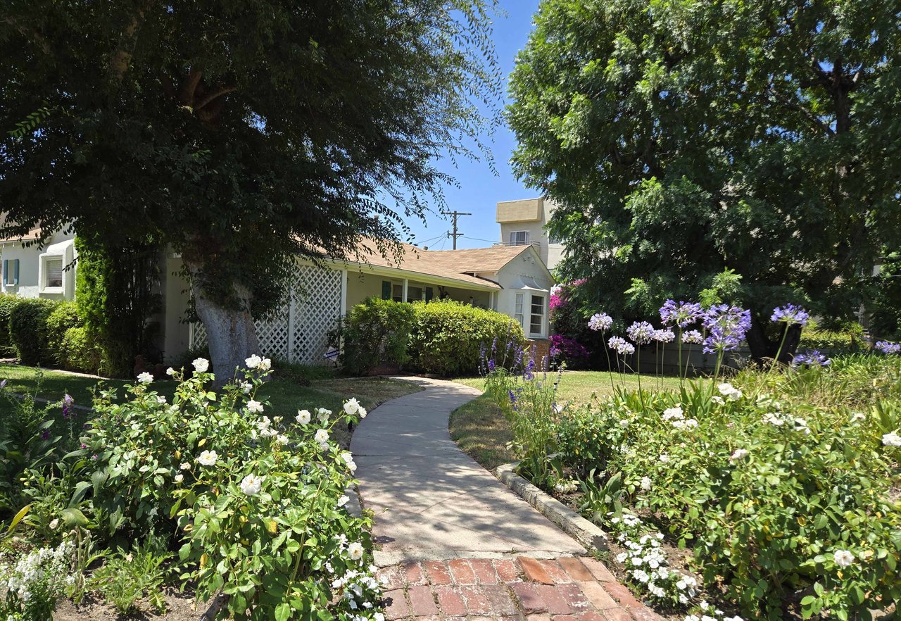 11636 Valley Spring Lane