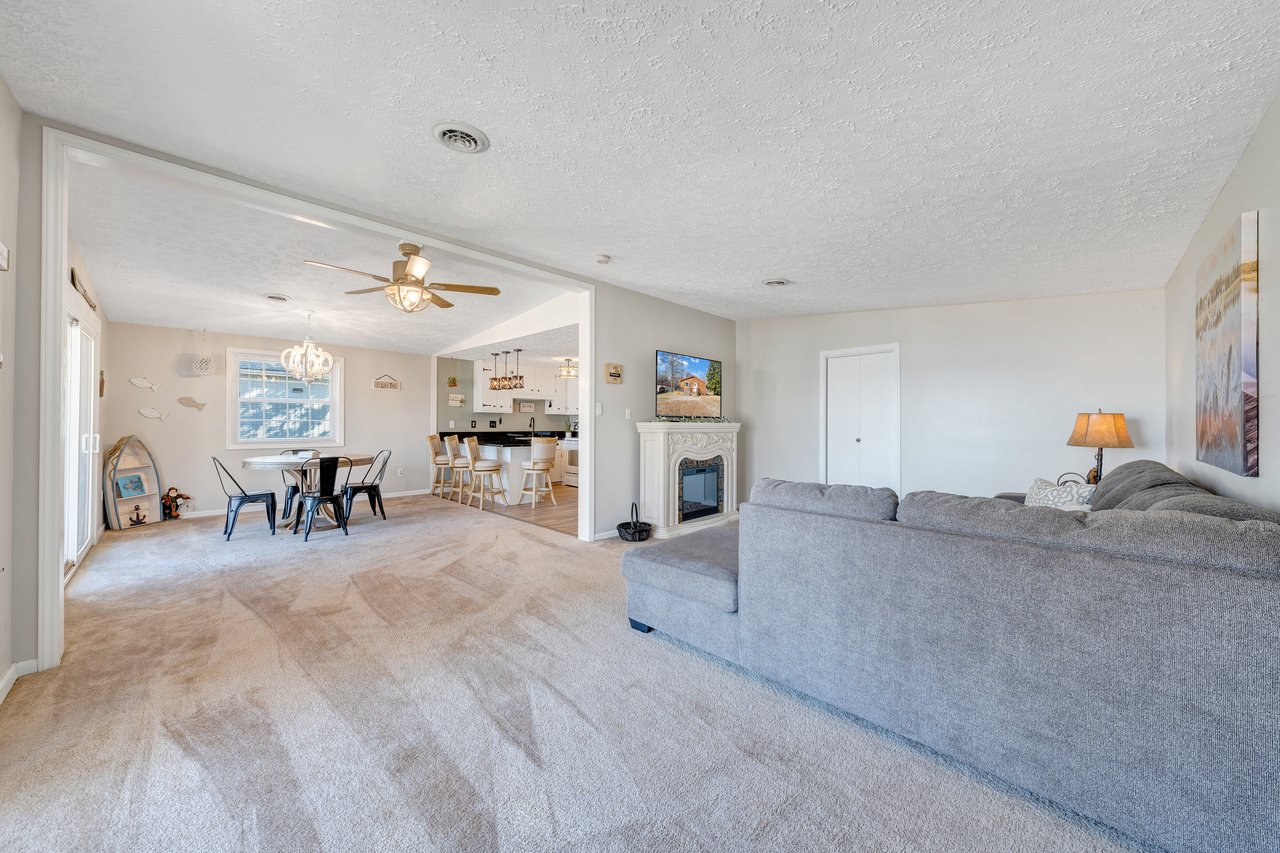 1111 Jefferson Dock RD