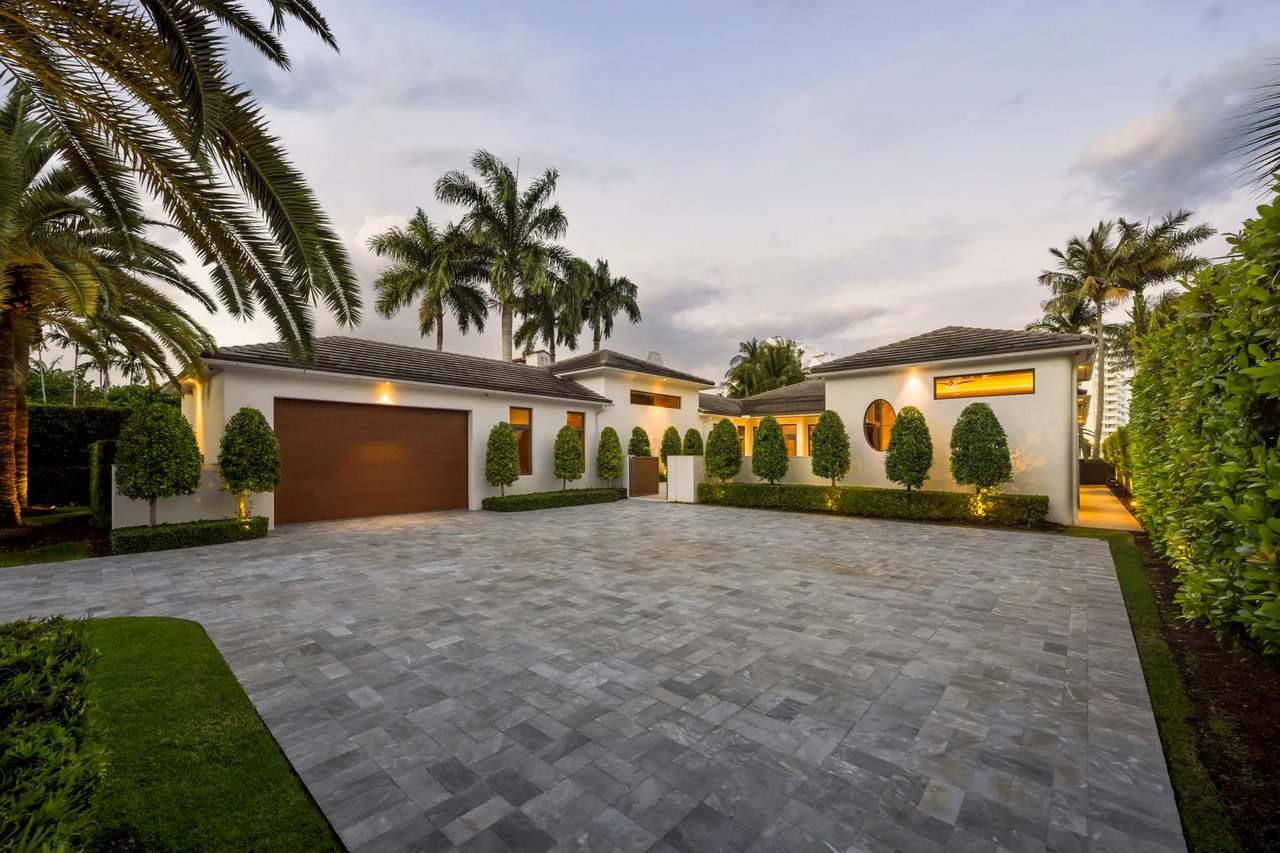 Pine Tree Drive, Miami Beach Waterfront