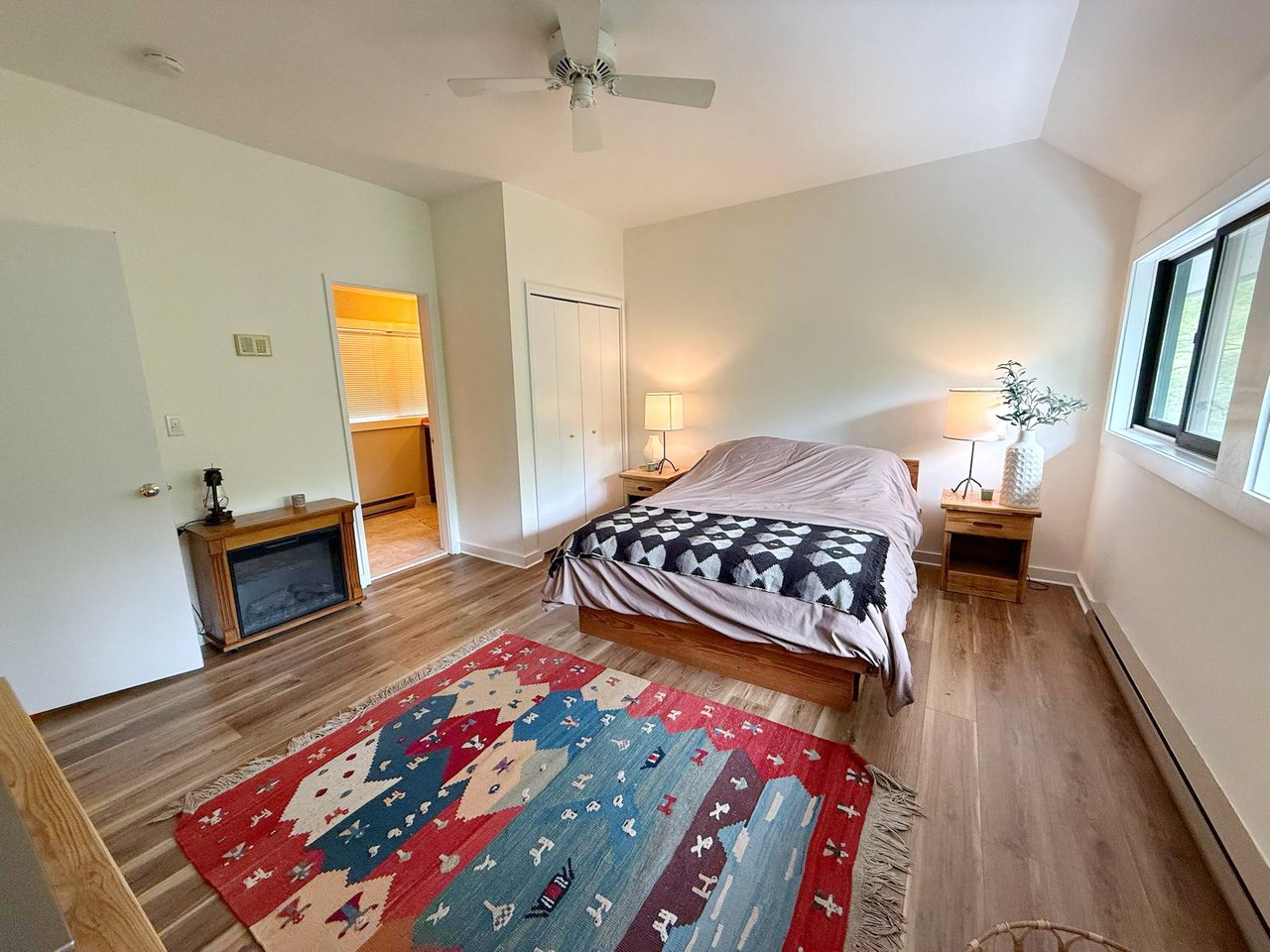 Coolidge Falls Ski Season rental with views!