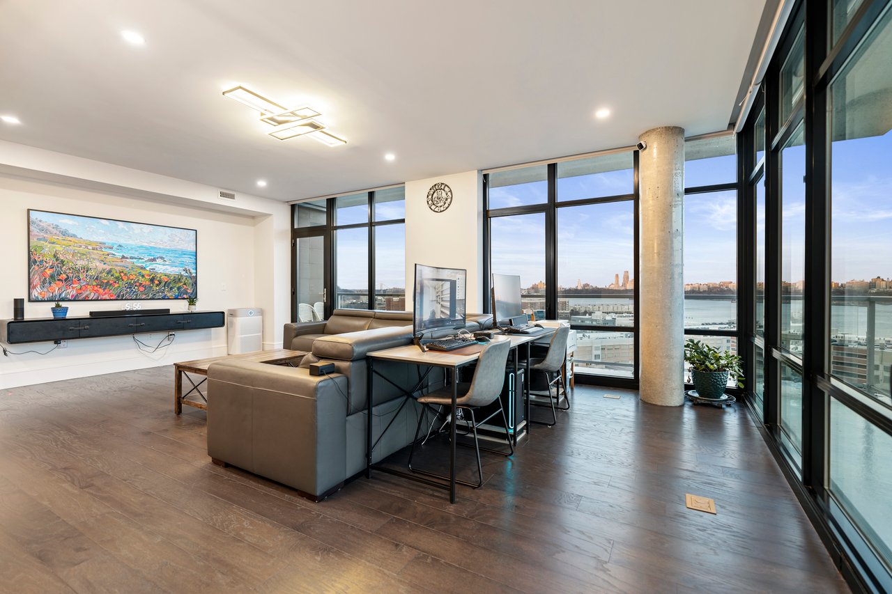 8701 Churchill Rd Unit 1401