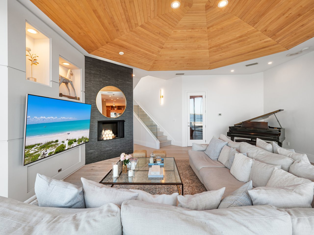 771 Cypress Lake CIR