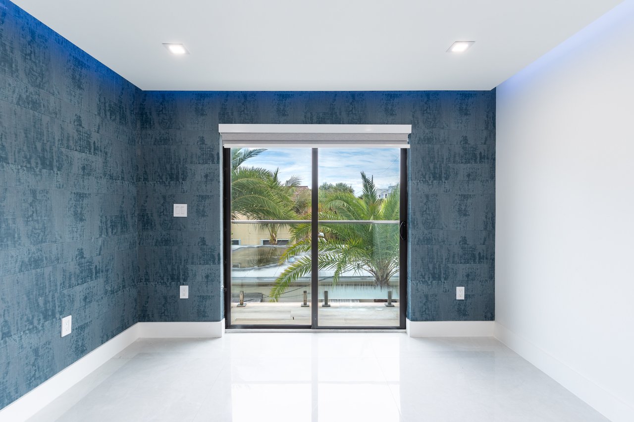 5601 N ocean