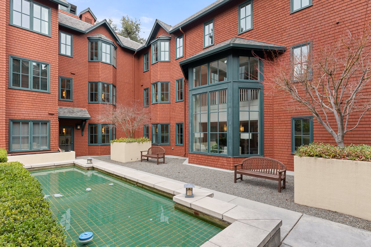 38 3rd St, Unit 204