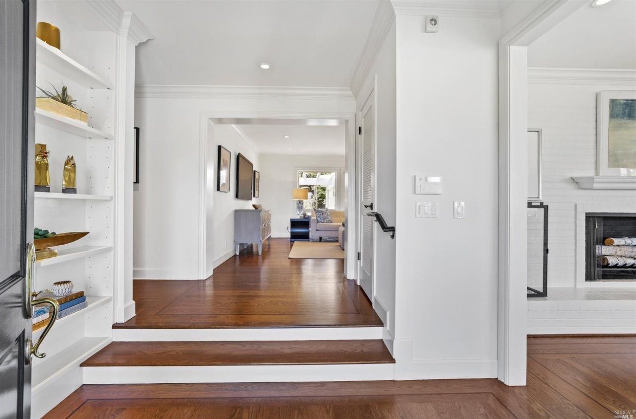 151 Fernwood Dr