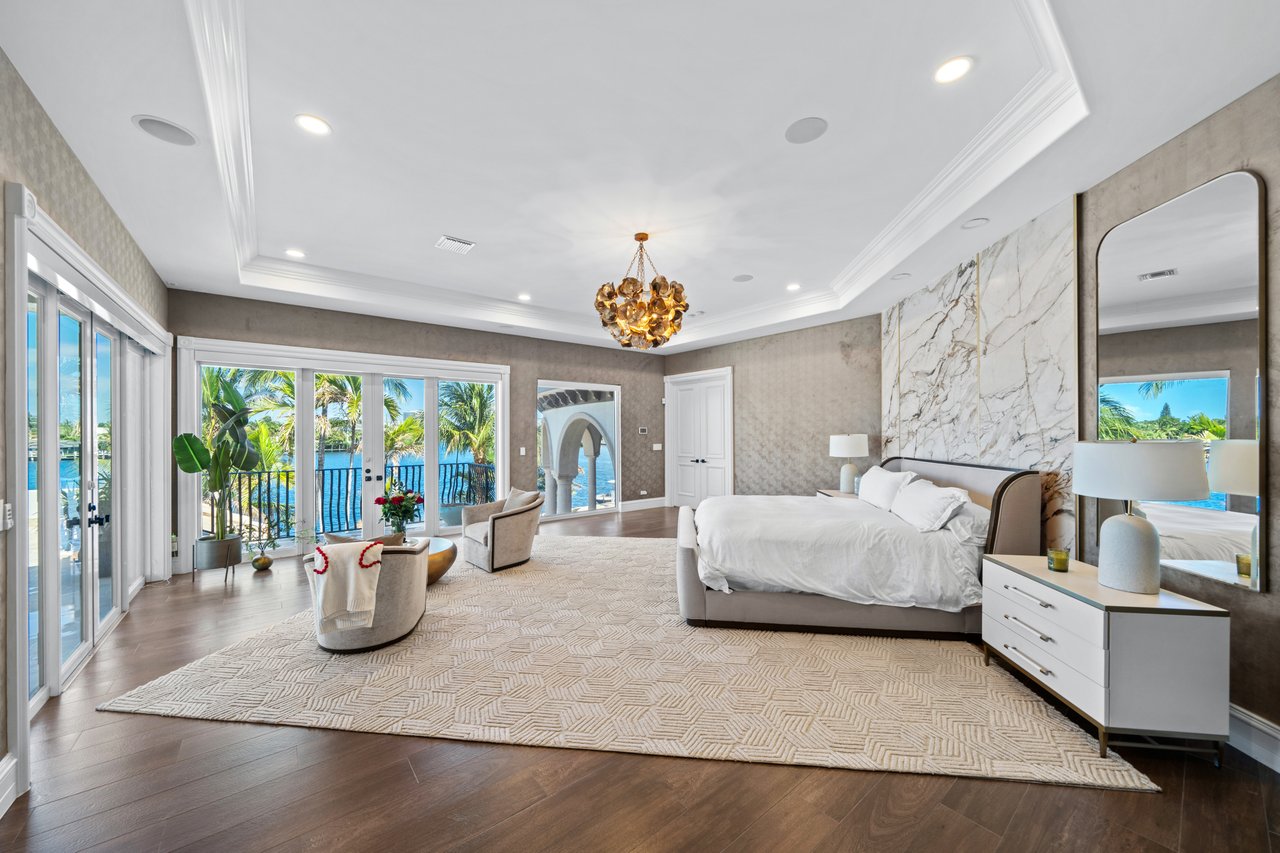 2593 SE 8th St, Pompano Beach, FL 33062