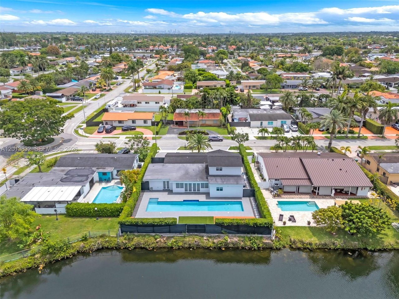 3112-village-green-miami-fl-pool-home-for-sale