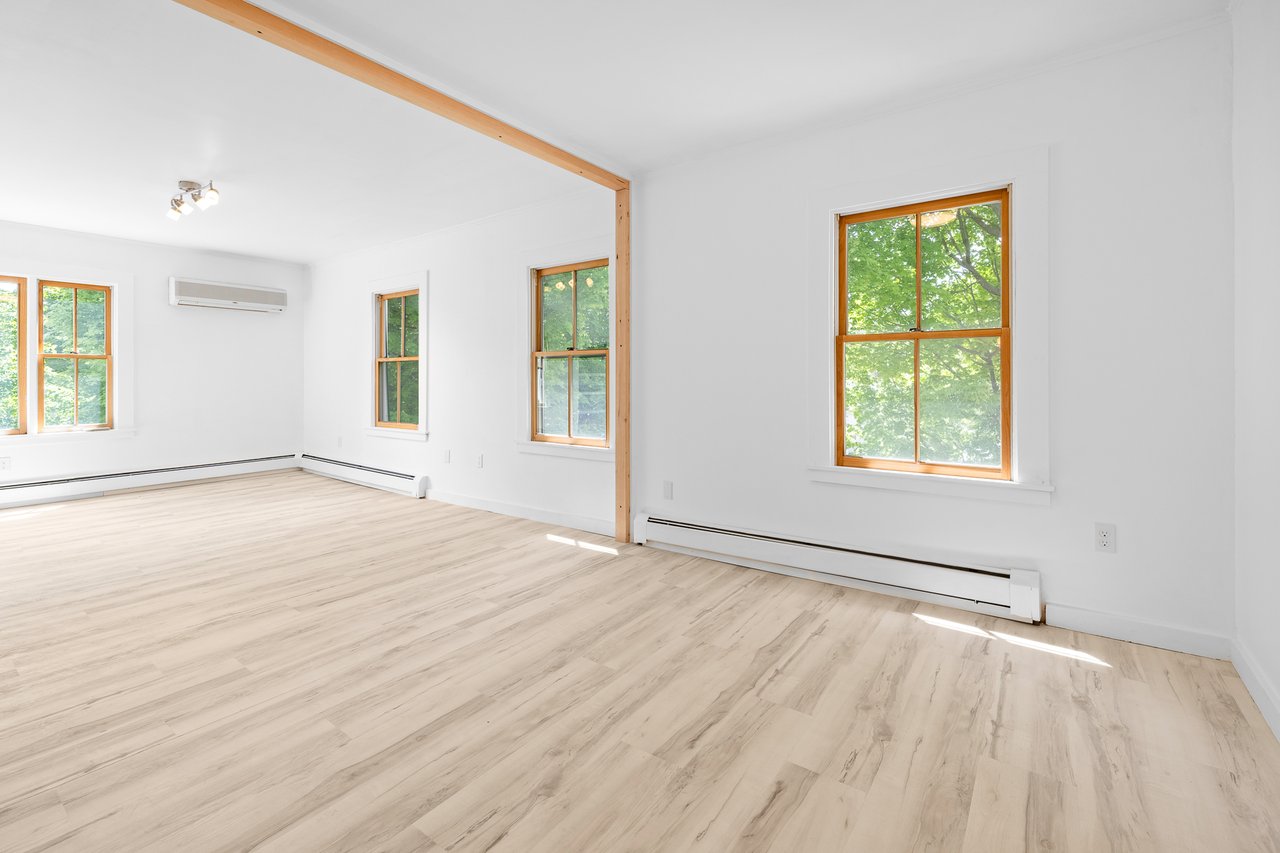 Modern 2BR Manchester Center
