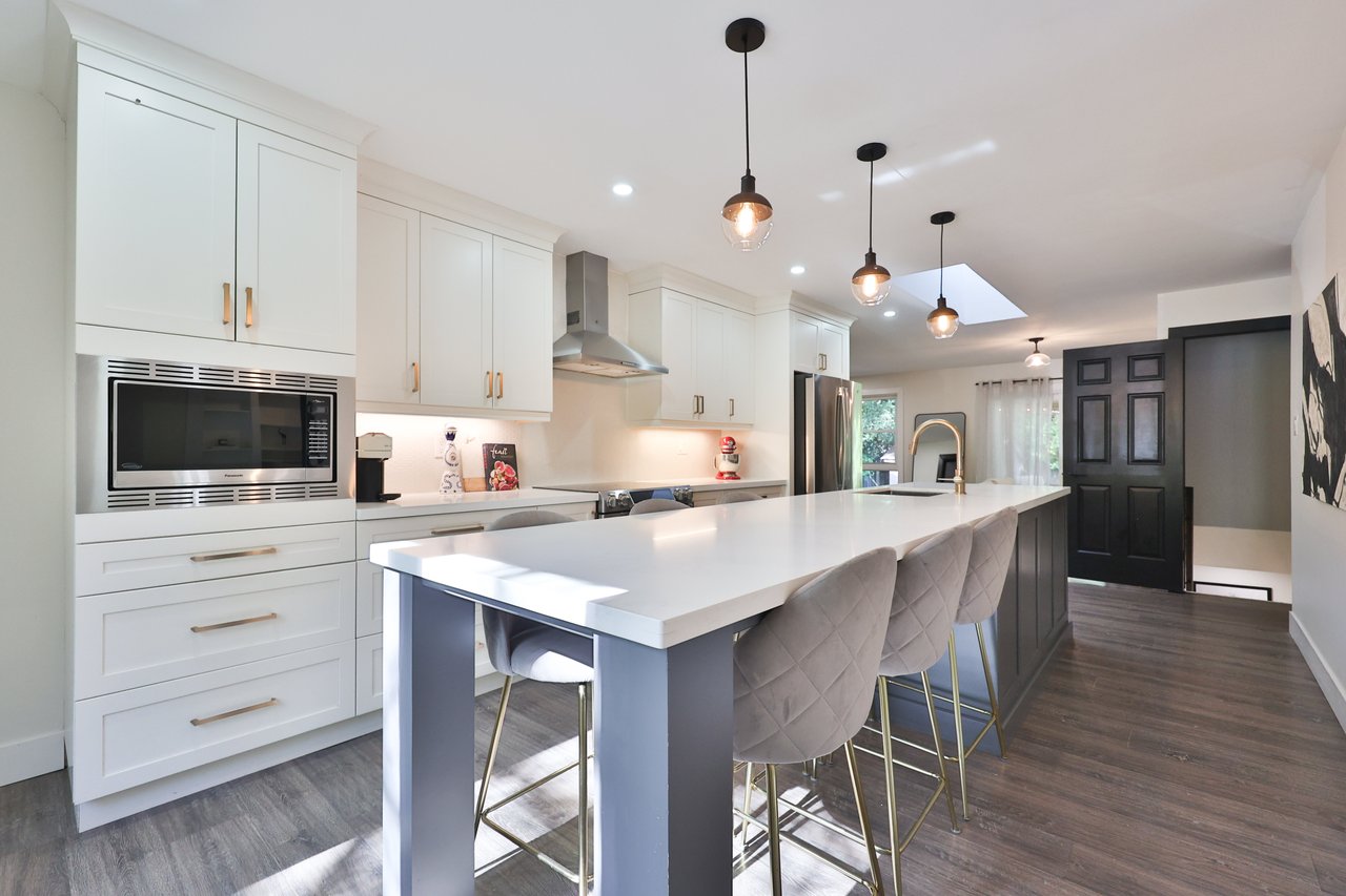 1131 Carol Street, Burlington