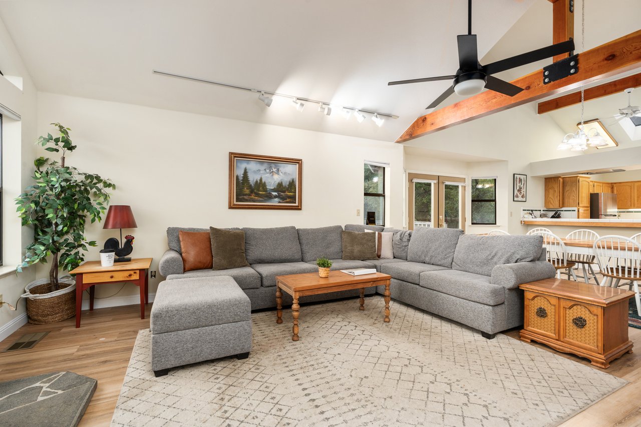 53050 Ridge Top Drive