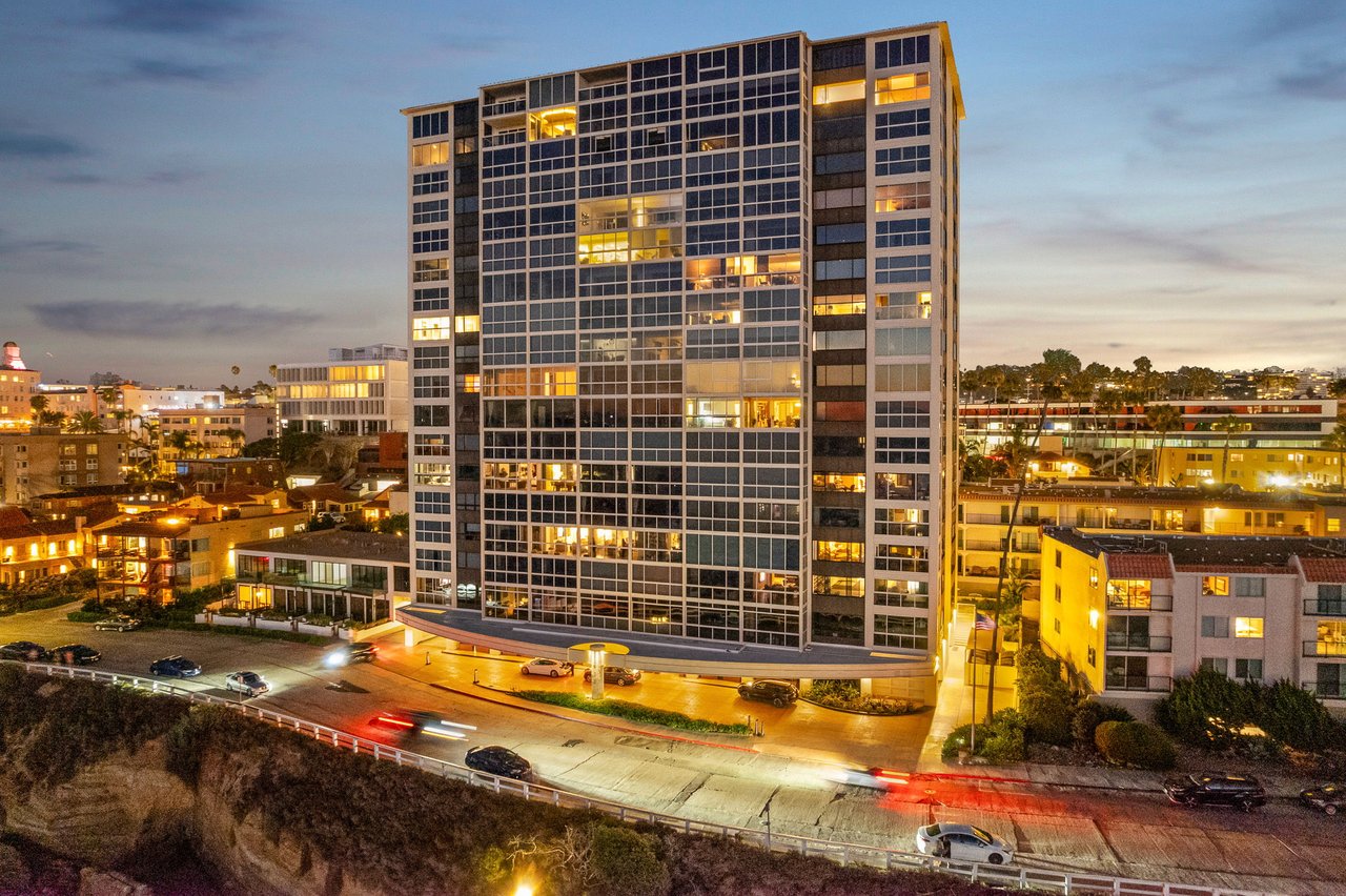 939 Coast Boulevard Unit 16E