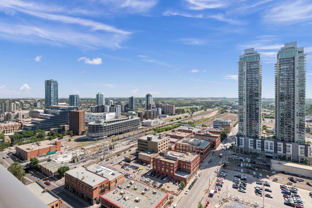 225 11 Avenue SE Unit: 2605