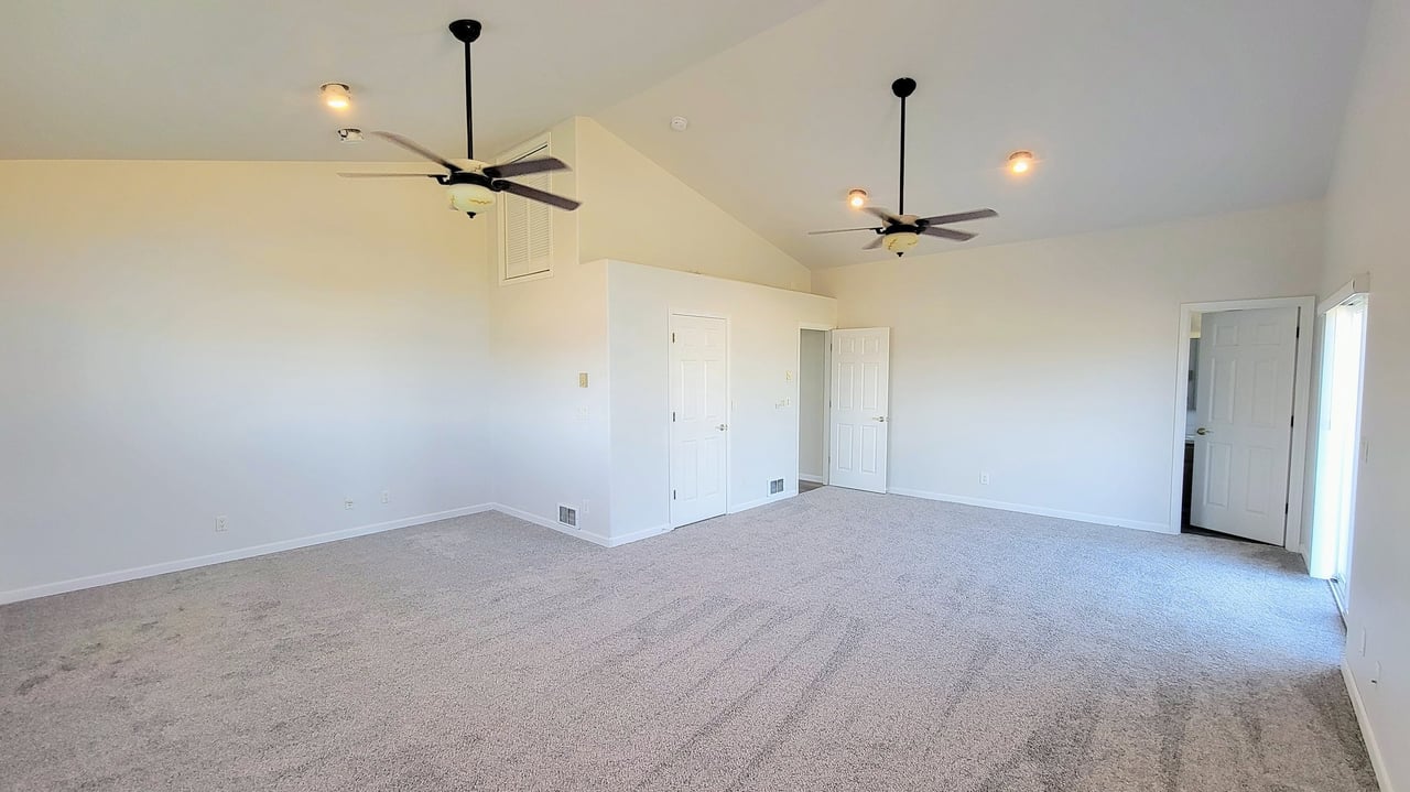 Just Listed: Discover the Tranquil Charm of Ponderosa Cascade!