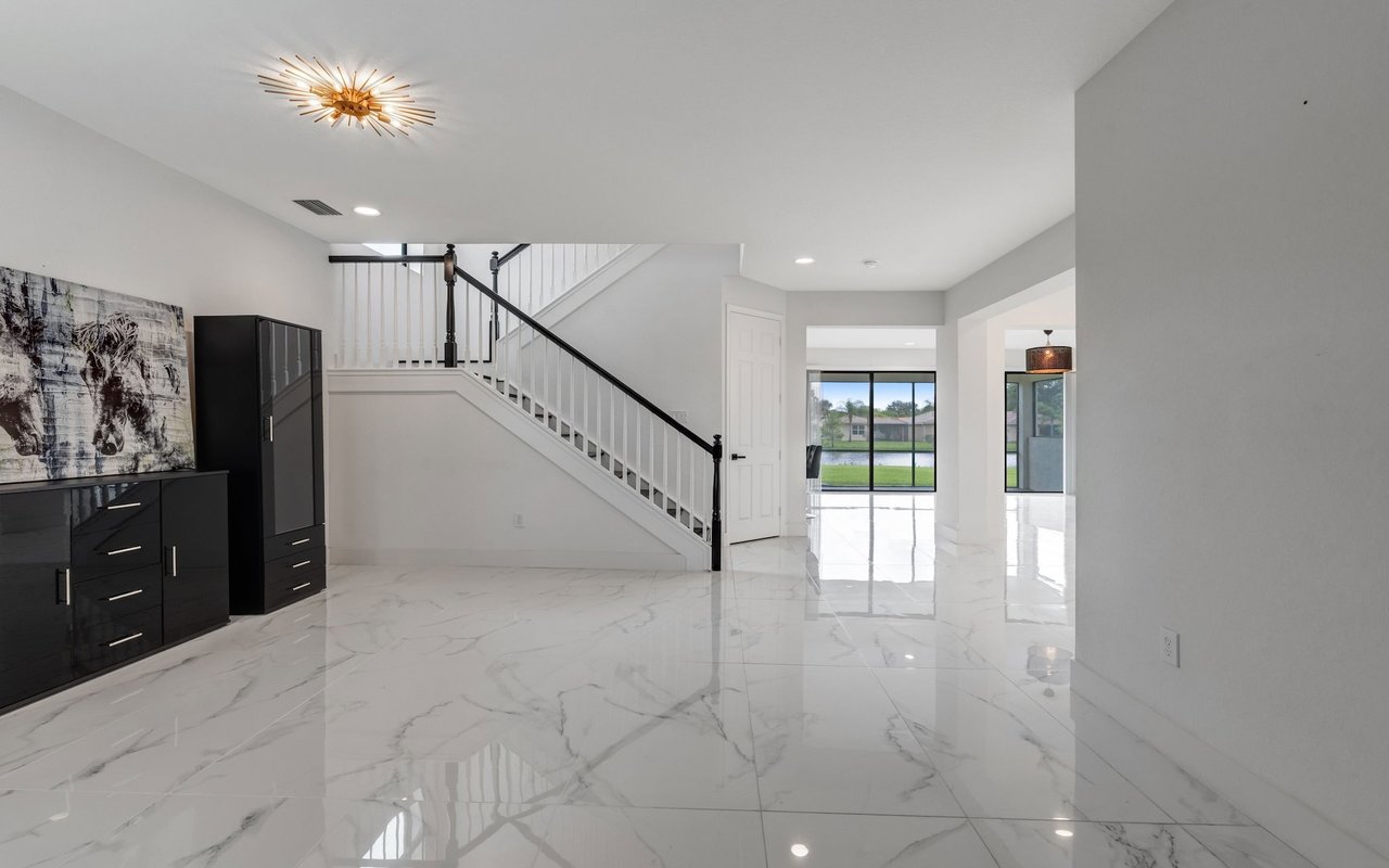 11604 Meadowrun Cir