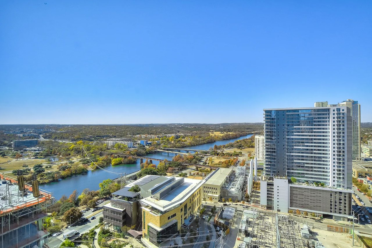 202 Nueces St #2506