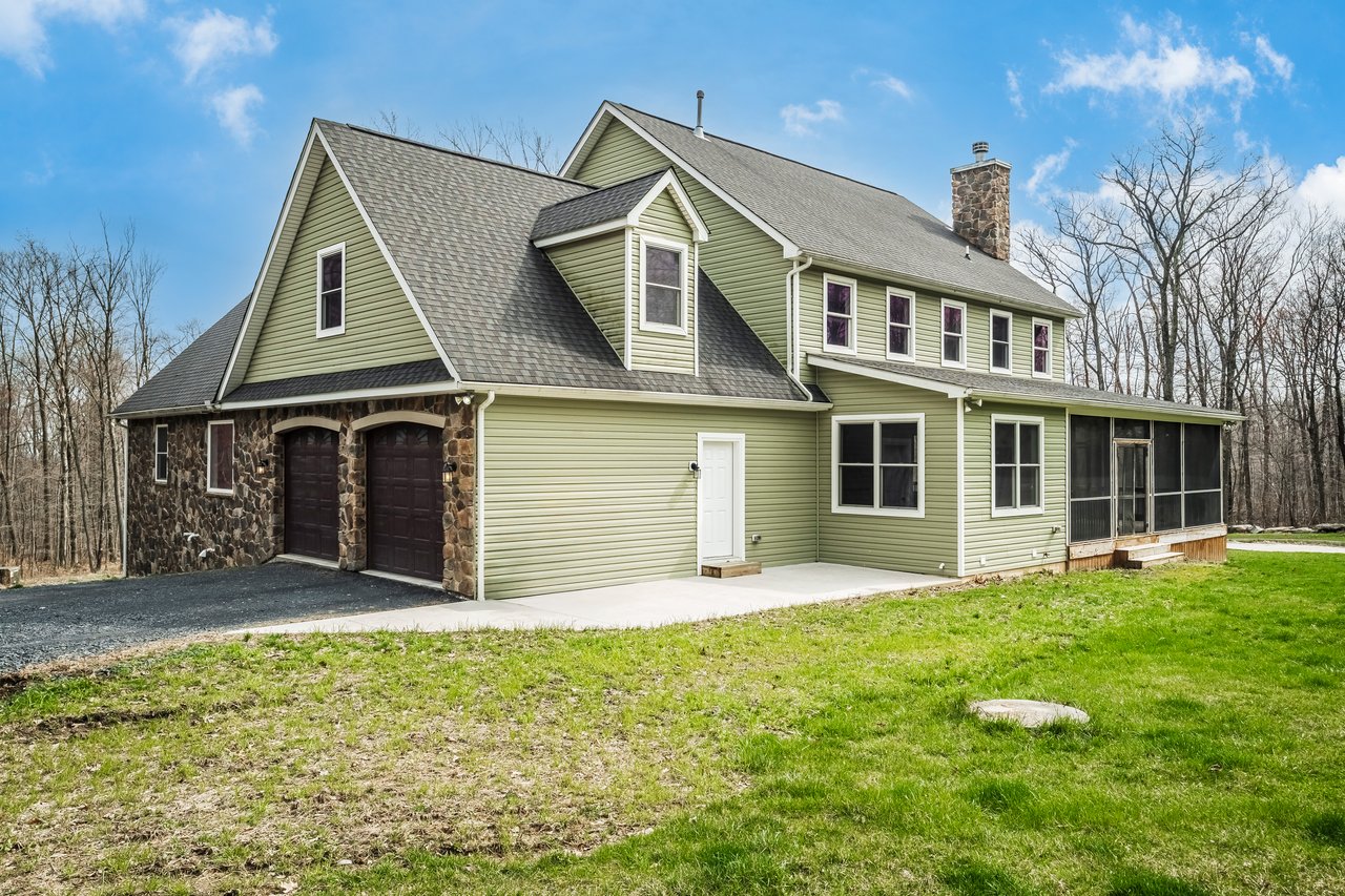 114 Bruce Lane