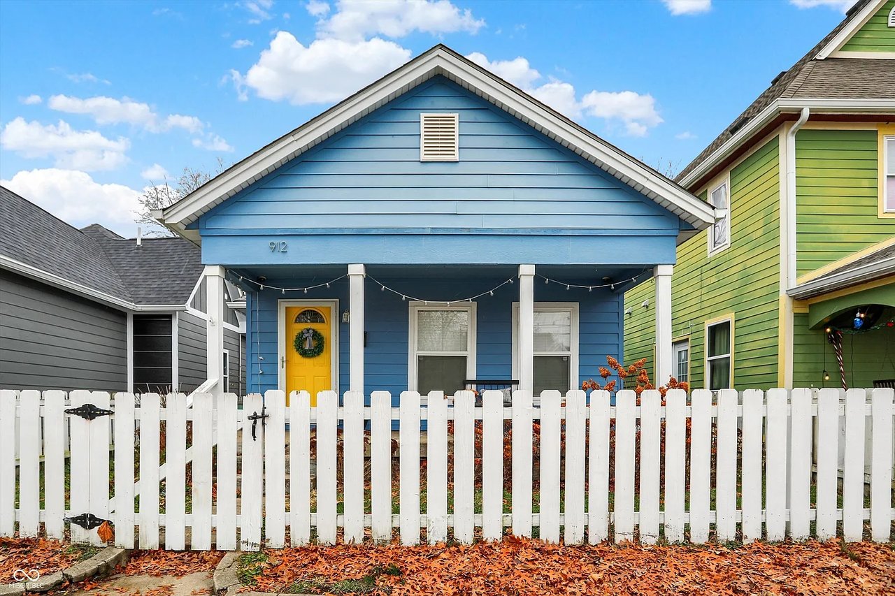 912 Harlan St