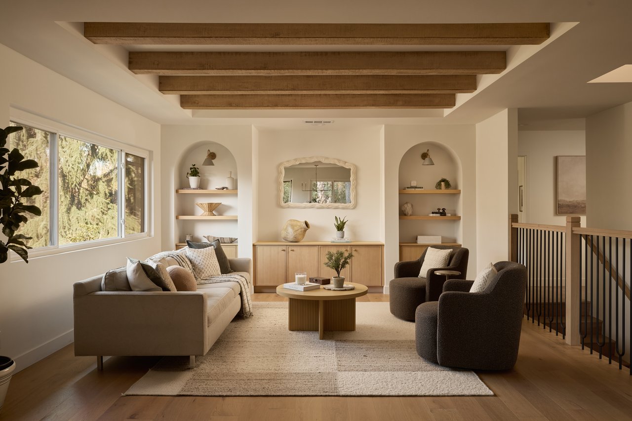 10640 Taranto Way • Bel Air