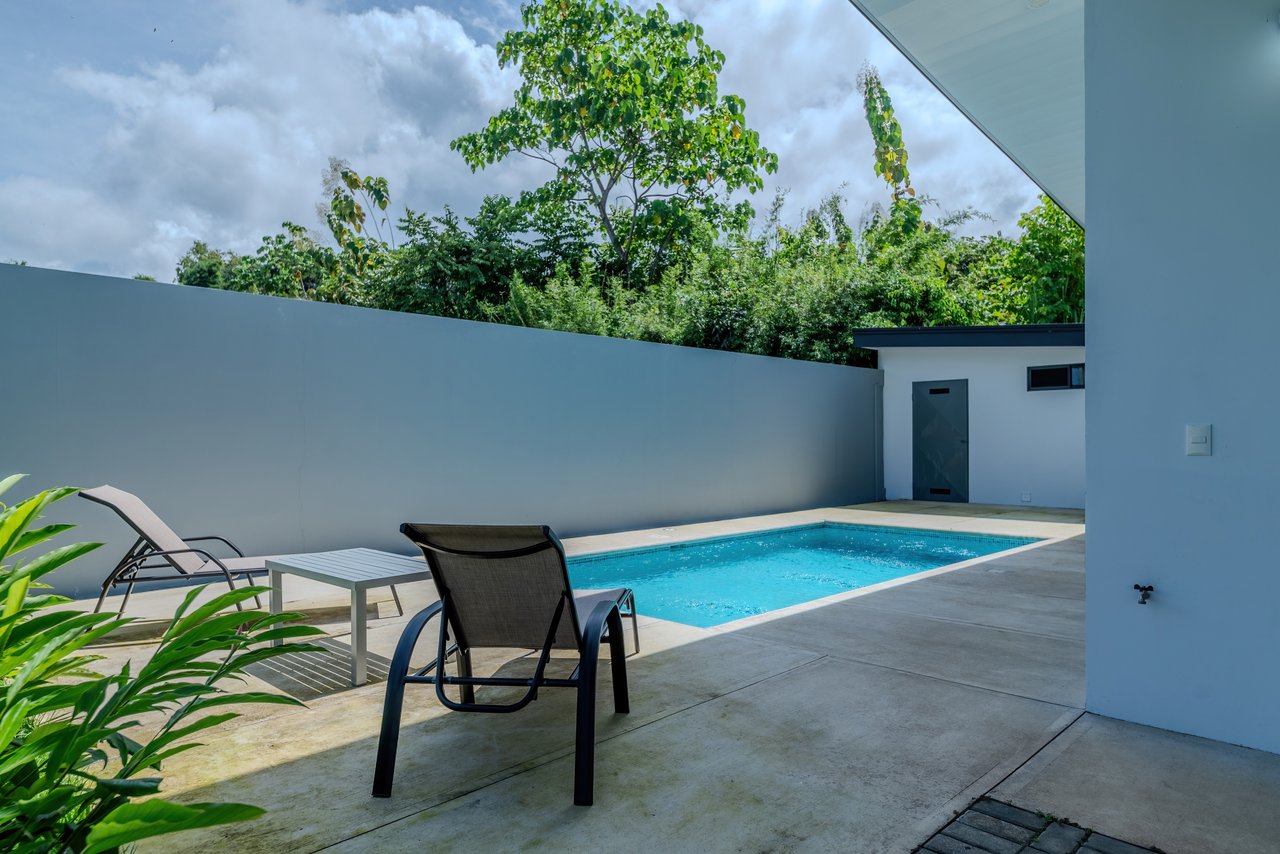 Modern 3-Bed, 3-Bath Home with Pool in Uvita – Walk to Town | Jardines del Sol