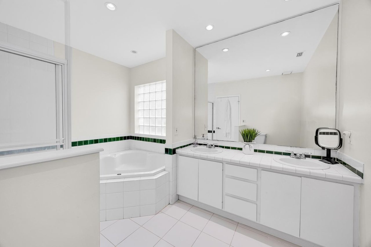 Under Contract in Just 1 Day: 6610 Santona St Sells for $2,200,000
