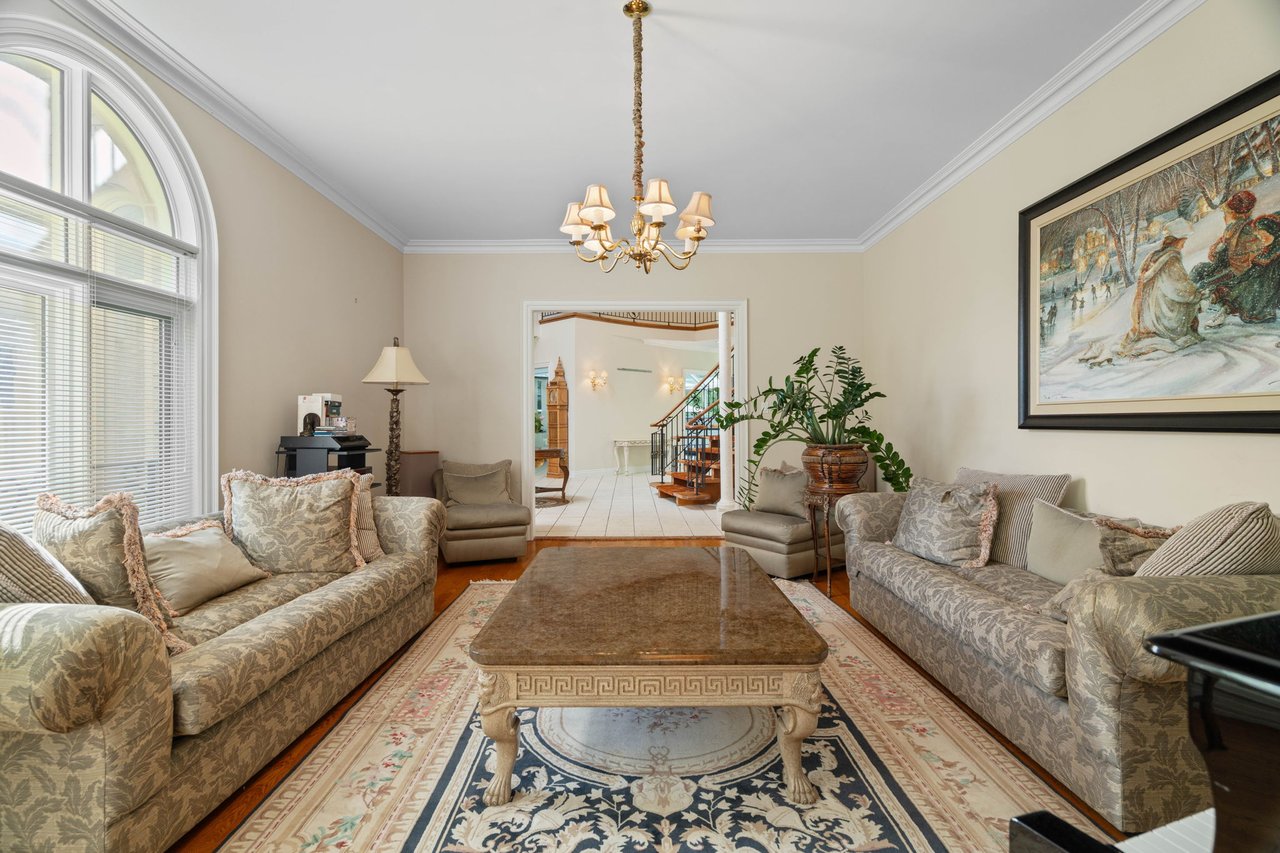 Neoclassical Residence