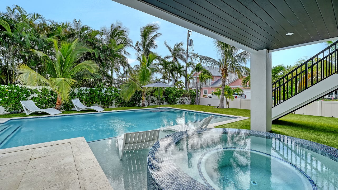 2175 Avenue A, Bradenton Beach, Florida