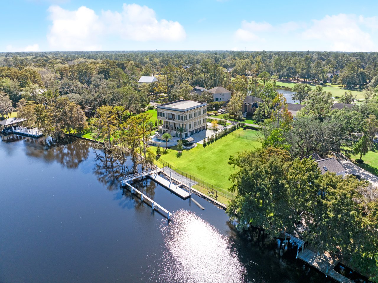 432 Magnolia Ln