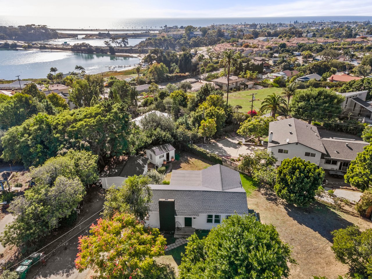 Bungalow On Highland