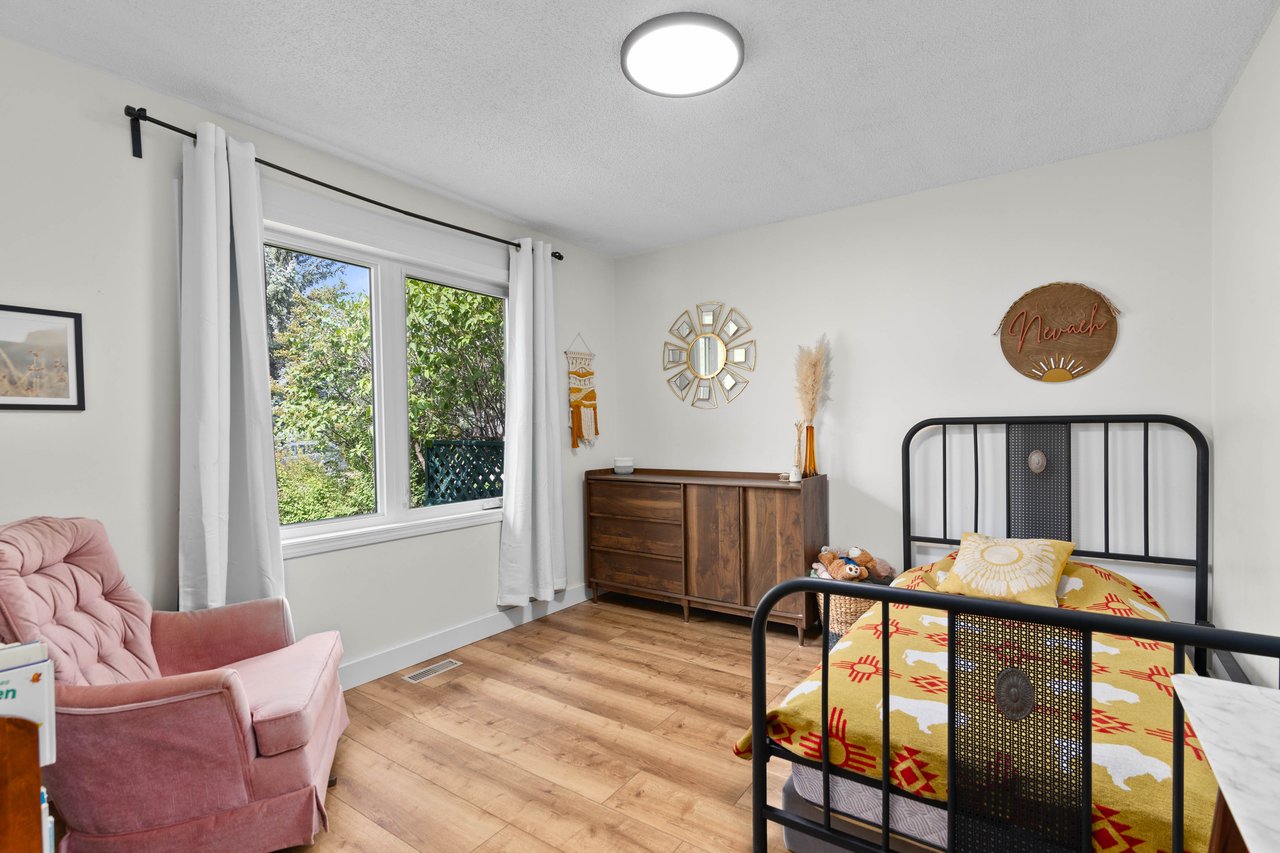 104 Thorson Crescent