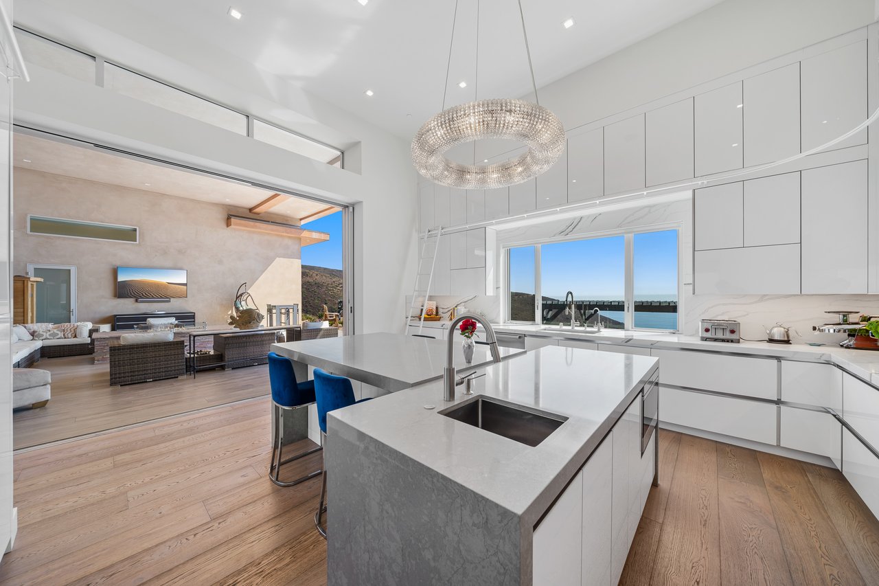 10715 Yerba Buena Rd