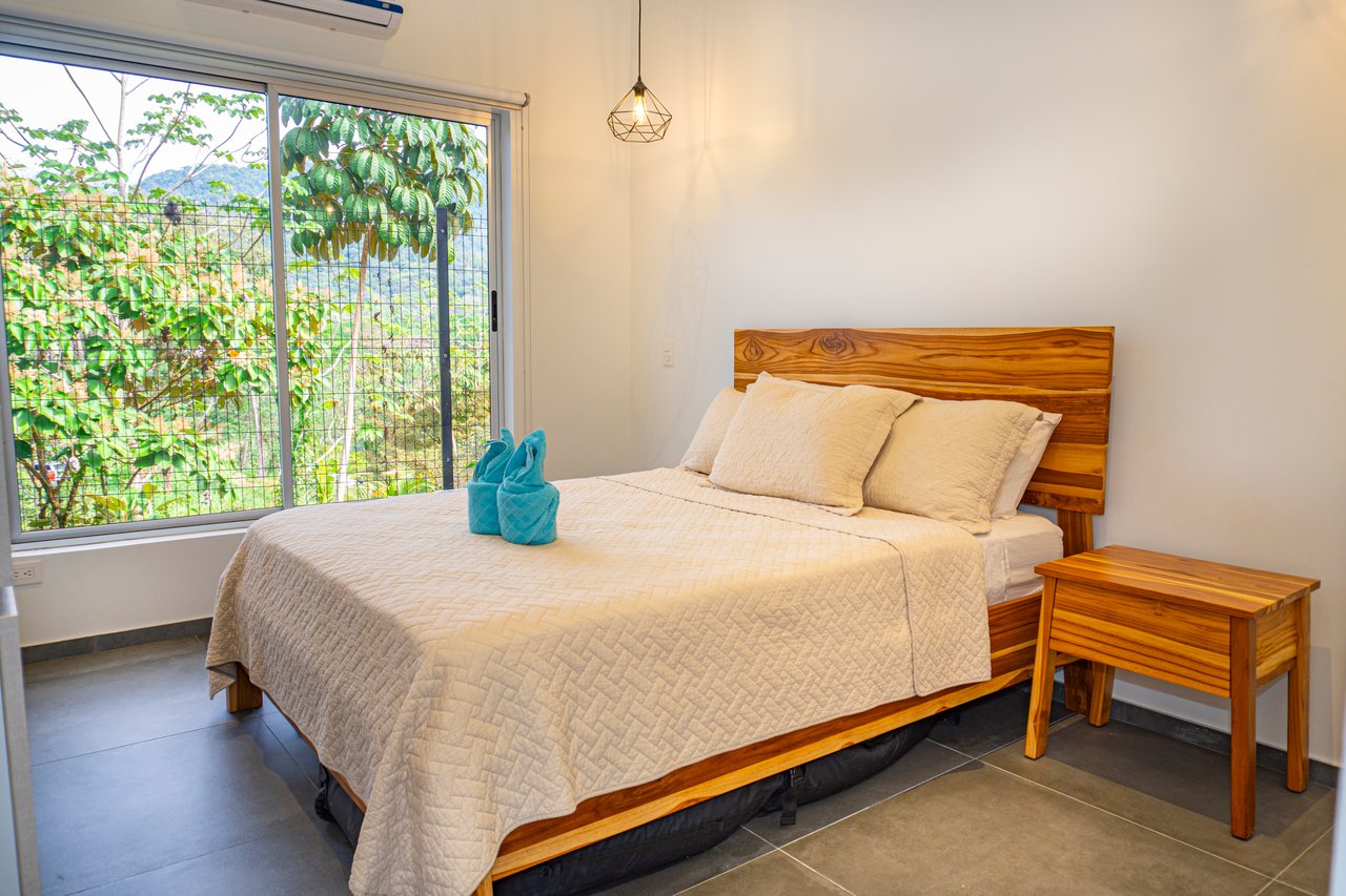 Cozy Turnkey 3-Bedroom Home with Pool in Uvita