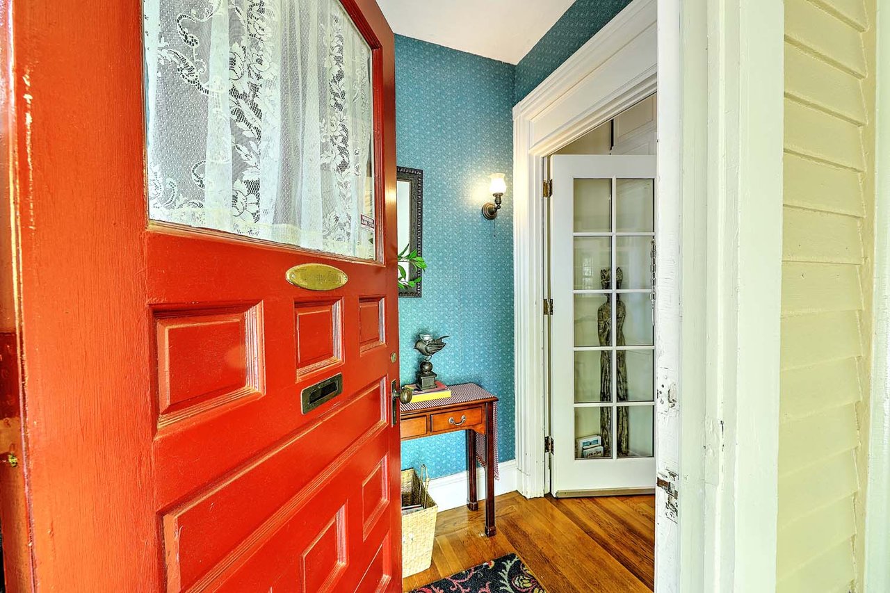 26 Diman Place