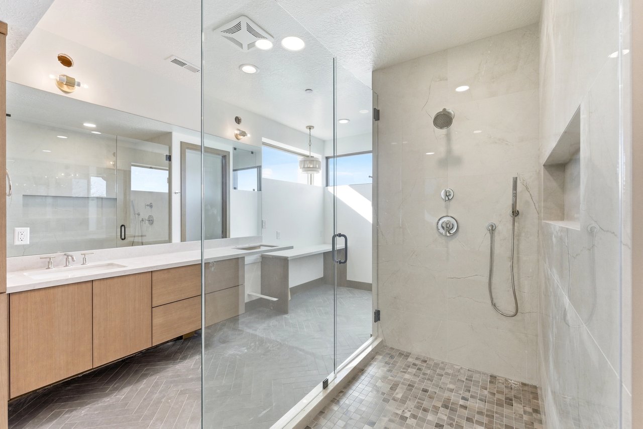 11004 N Wrangler Circle