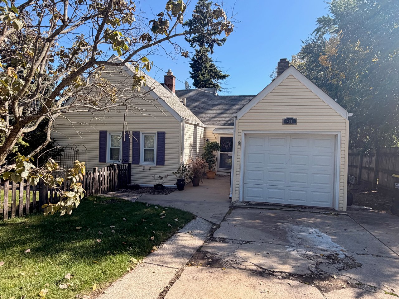 201 E Richmond Street