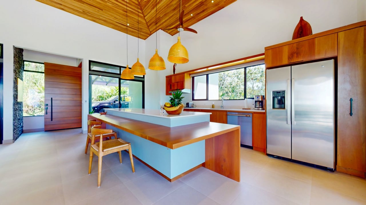 Private Modern Tropical Paradise Home For Sale in Ojochal, Costa Rica