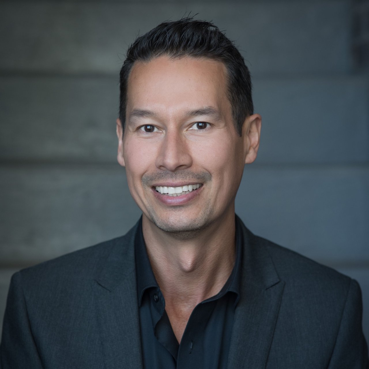 Tom Englett Philadelphia, PA Real Estate Agent Headshot
